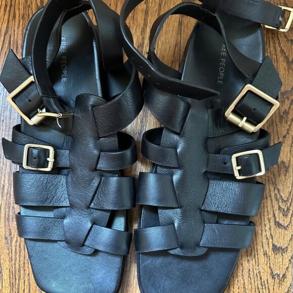 Free People Black Leather Fisherman Sandals Sz 9 NWOT - Picture 1 of 3